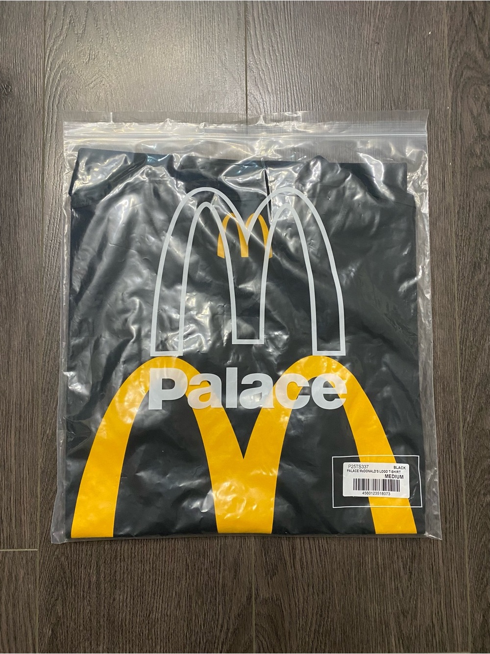 Palace McDonald’s tshirt Men’s medium